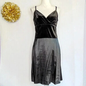 Byer California Satin Velvet Dress Black Knee Length V Neck Spaghetti Straps 10